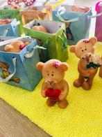 12 mooie  kleine beren in geschenk zakjes, Verzamelen, Beren en Cherished Teddies, Ophalen, Gebruikt, Beeldje, Overige merken