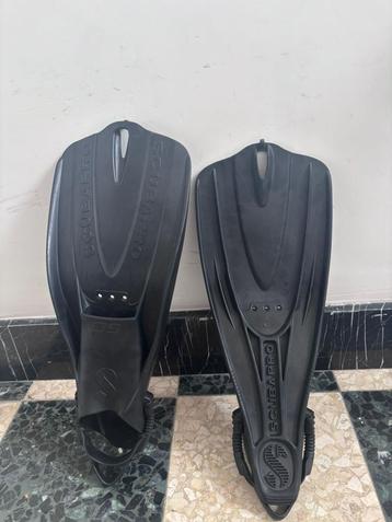  Palmes de plongée Scubapro Go Travel beschikbaar voor biedingen
