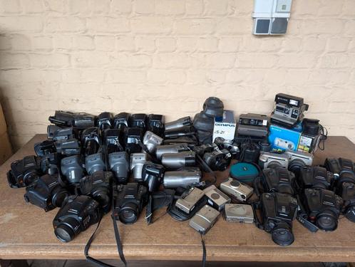 Kavel met oude fotoapparatuur, Audio, Tv en Foto, Fotocamera's Analoog, Gebruikt, Ophalen