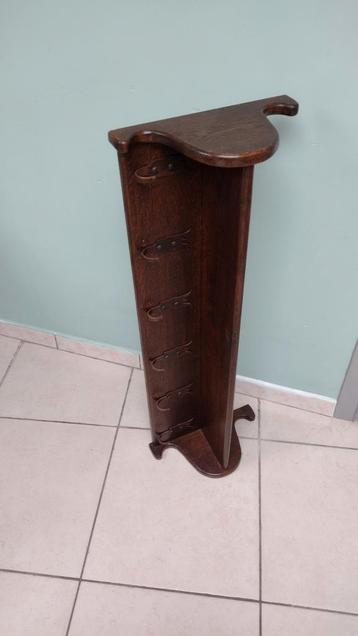 Eiken hangkapstok met hoedenplank en 6 haakjes beschikbaar voor biedingen