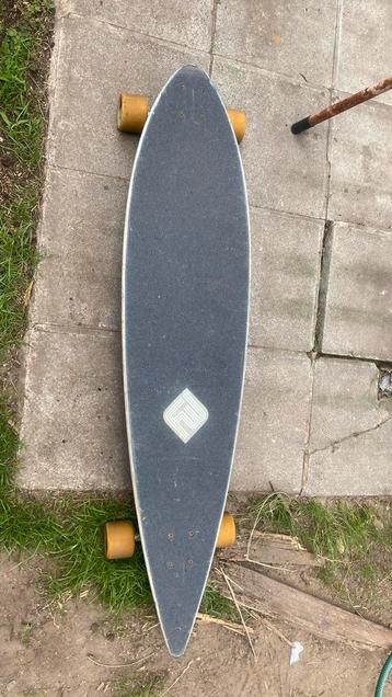 Longboard beschikbaar voor biedingen