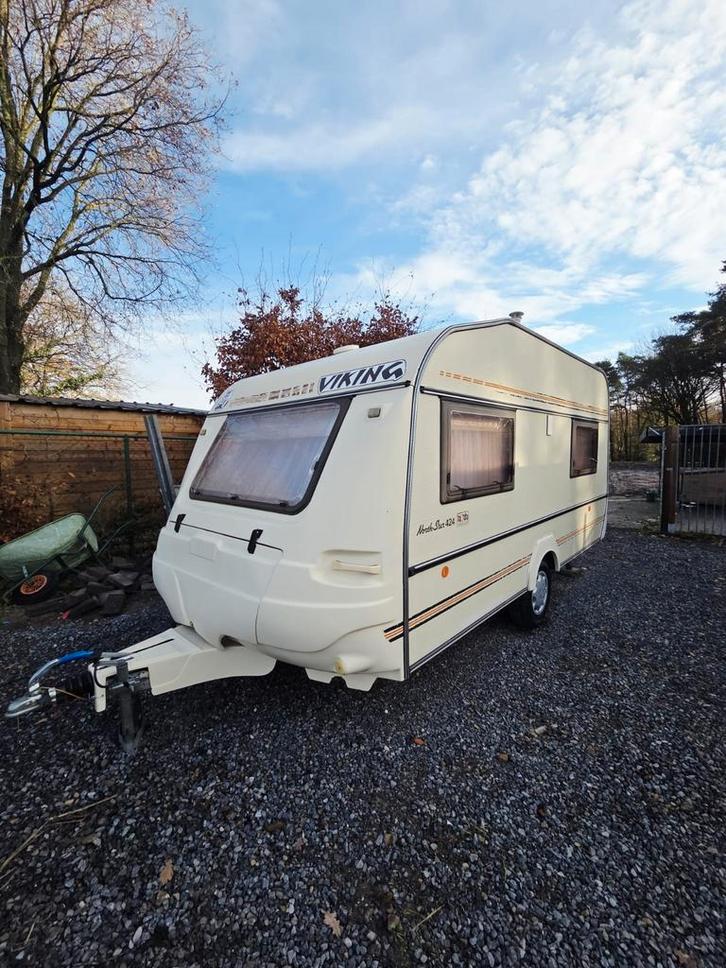 Viking North-Star 424 +voortent (lichtgewicht), Caravans en Kamperen, Caravans, Particulier, Treinzit, Koelkast, Ophalen