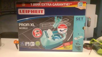 Kit de nettoyage utilisé deux fois, Enlèvement, Seau, Bac ou Chariot à balais
