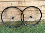paire de roues gravel disc bontrager paradigm elite, Fietsen en Brommers, Fietsonderdelen, Ophalen, Wiel