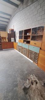 Modulaire kastenwand, Ophalen