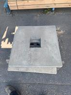 Dalle béton pour cheminée avec trou central, Ophalen, Beton