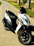 Scooter booster A klasse 2021, Fietsen en Brommers, Ophalen, Zo goed als nieuw