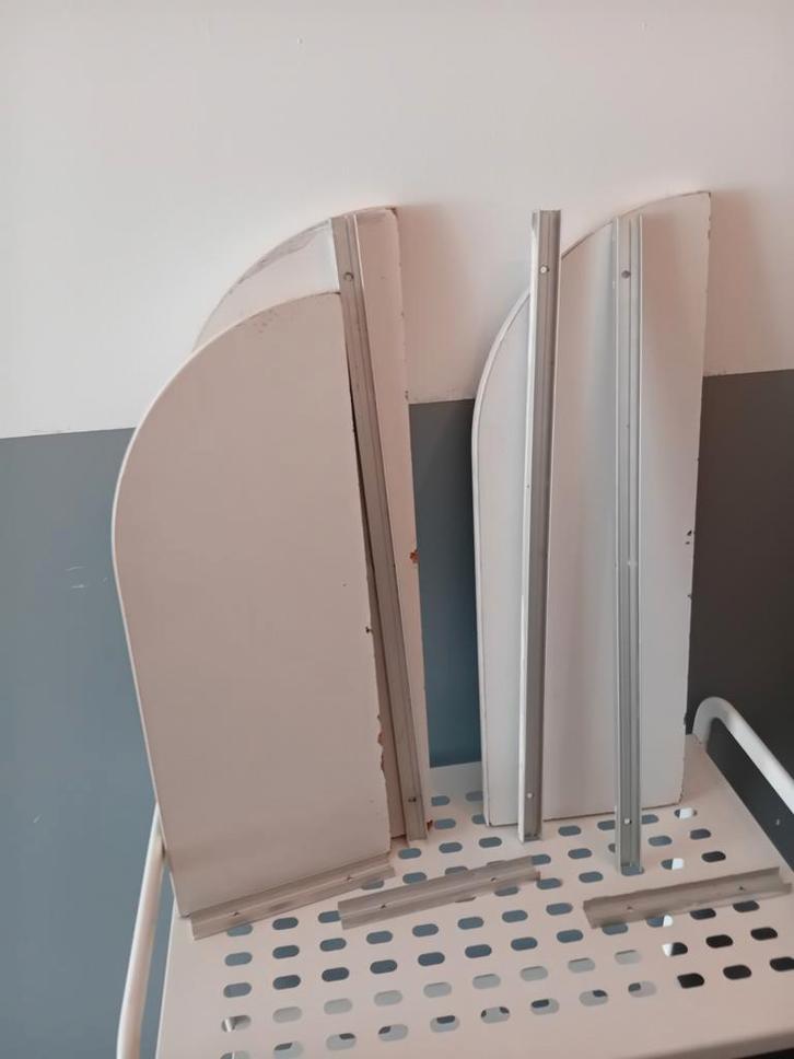 ✨️️25€🟪 vintage ikea 3 étagères coin  rail en aluminum, Huis en Inrichting, Woonaccessoires | Kamerschermen, Gebruikt, Ophalen