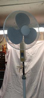 Ventilator met statief, Elektronische apparatuur, Ventilatoren, Ophalen, Zo goed als nieuw, Statiefventilator