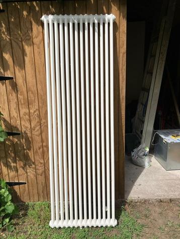 Radiateur décoratif Arbonia RAL9016, 800 watts ou plus, Comme neuf, Enlèvement, 80 cm ou plus