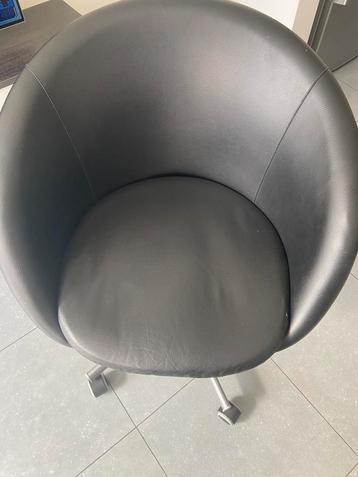 Chaise de bureau beschikbaar voor biedingen