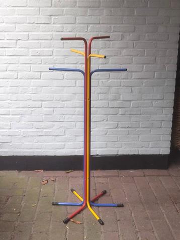 Vintage IKEA RIGG kapstok – Tord Björklund beschikbaar voor biedingen