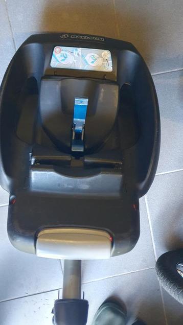 Maxi cosi easy base 2 beschikbaar voor biedingen