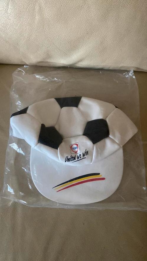 Ancienne casquette FINA neuve dans son emballage, Collections, Articles de Sport & Football, Neuf