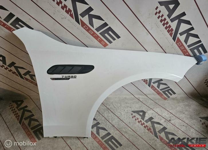 Mercedes C63 AMG Spatbord rechts W206 A2068803602, Auto-onderdelen, Carrosserie, Gebruikt, Ophalen of Verzenden