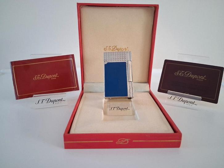 Dupont Aansteker L2 Met Chinese Lak  Nieuw Replica, Verzamelen, Rookartikelen, Aanstekers en Luciferdoosjes, Nieuw, Aansteker