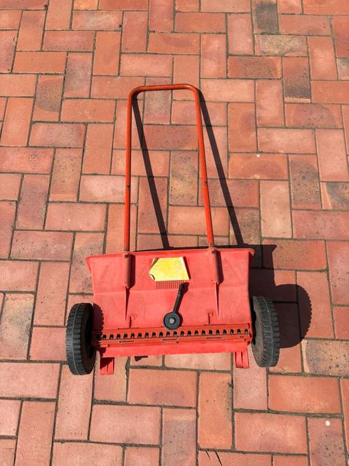 strooi wagen, Tuin en Terras, Hand-tuingereedschap, Zo goed als nieuw, Ophalen