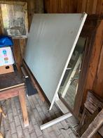 Table à dessin utilisée, Enlèvement, Utilisé