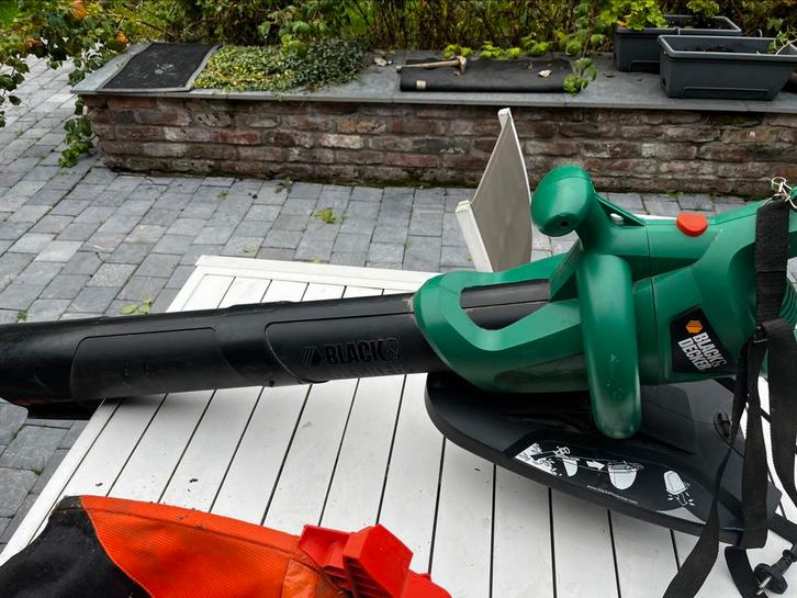 Souffleur black&decker, Tuin en Terras, Bladblazers, Zo goed als nieuw, Handgedragen, Elektrisch, Met opvangzak, Met zuigfunctie
