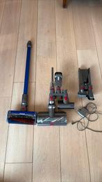 Dyson V11 type sv 14, Elektronische apparatuur, Stofzuigers, Ophalen of Verzenden, Zo goed als nieuw