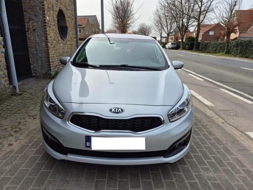 Kia ceed 1,4 CVVT, Auto's, Kia, Particulier, (Pro) Cee d, ABS, Achteruitrijcamera, Airbags, Airconditioning, Bluetooth, Boordcomputer