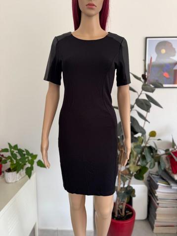 Sexy bodycon dress with vegan leather (size S/M) beschikbaar voor biedingen