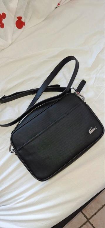 sac Lacoste  beschikbaar voor biedingen