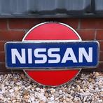 Mooi en groot kunststof Nissan reclamebord, dealersign., Ophalen, Gebruikt, Reclamebord