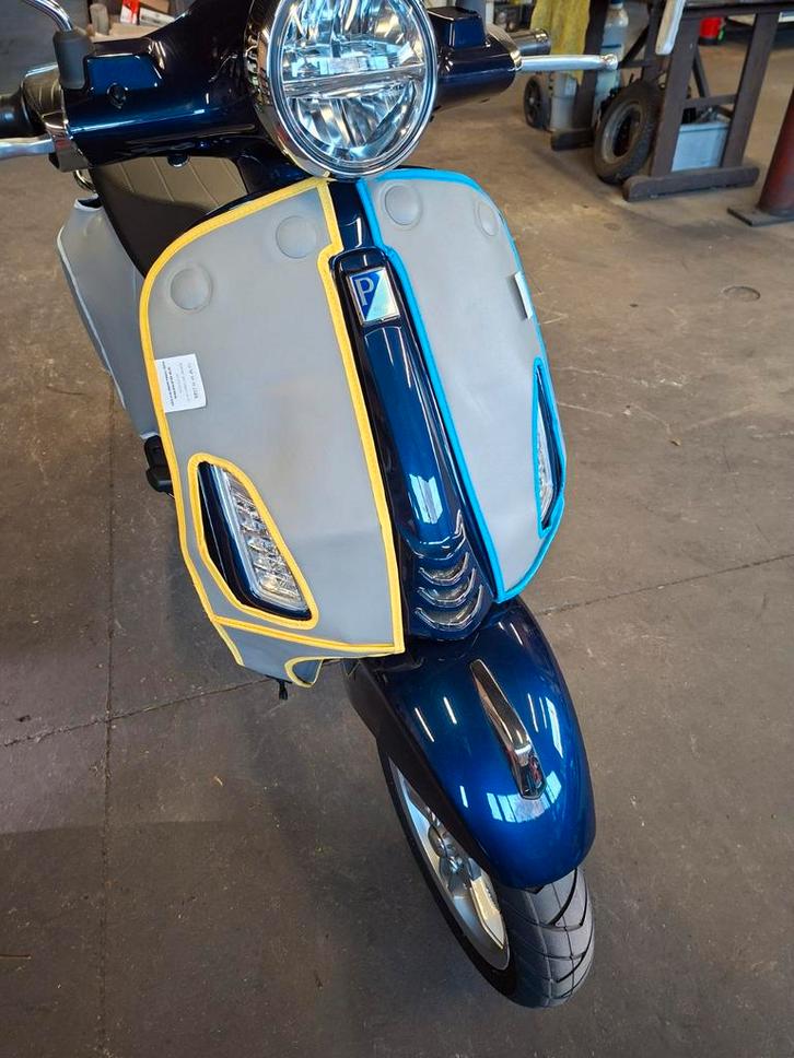 Beschermmatten met magneten, tijdens onderhoud voor vespa, Vélos & Vélomoteurs, Scooters | Vespa, Enlèvement