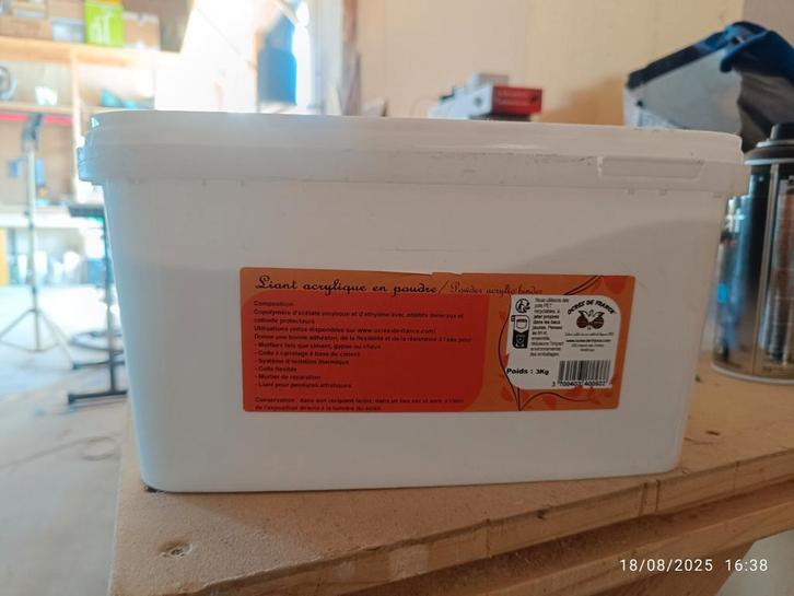 Liant acrylique en poudre pour Liège Projeté, Doe-het-zelf en Bouw, Overige Doe-Het-Zelf en Bouw, Gebruikt, Ophalen of Verzenden