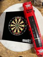 Winmau sniper dartbord met beschermring en dart mat, Sport en Fitness, Ophalen, Zo goed als nieuw, Dartbord