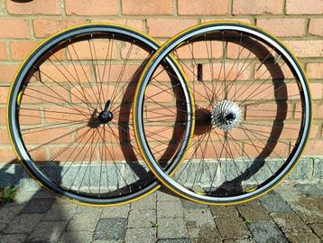Vintage Mavic Cosmos wheelset r-8000 Shimano 11 speed wheels beschikbaar voor biedingen