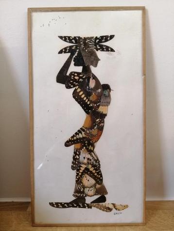 Œuvre d'art réalisée à partir de papillons africains 