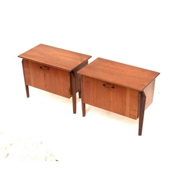 2x Vintage nachtkastjes Louis van Teeffelen Wébé jaren '60 beschikbaar voor biedingen