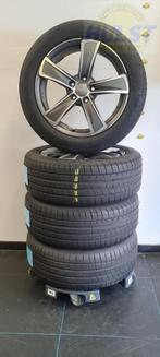 Set 17 inch Oxxo velgen met gebruikte Goodyear zomerbanden, Auto-onderdelen, Banden en Velgen, Ophalen, Gebruikt, Banden en Velgen