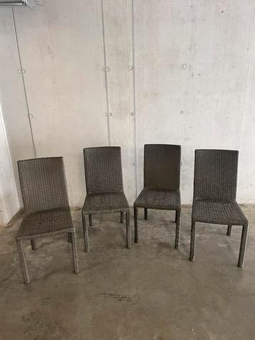 4 Alu-Wicker stoelen (worden samen verkocht) beschikbaar voor biedingen