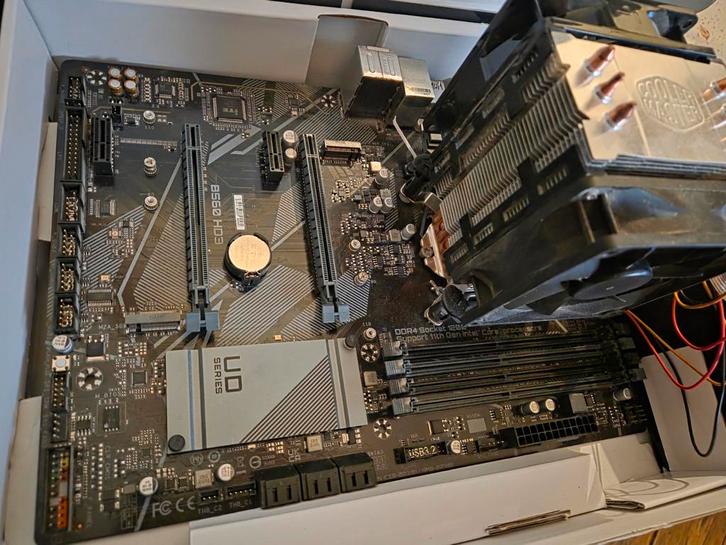 GIGABYTE B560 HD3 + I5 11400F-ventilator inbegrepen + 32 GB, Computers en Software, Moederborden, Gebruikt, Intel, DDR4, Ophalen of Verzenden