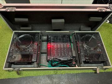 2x CDJ 2000 + DJM850 beschikbaar voor biedingen