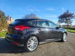 Ford Focus 1.6i ~ garantie ~ full historiek, Auto's, Stof, 139 g/km, 4 cilinders, Zwart