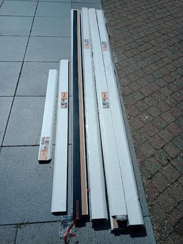 lot mdf plinten 2 in 1 met kabelgoot., 200 à 250 cm, Enlèvement, Plinthes, Neuf
