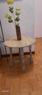 Rond eiken massieven tafeltje.In perfecte staat., Ophalen, Zo goed als nieuw, Rond