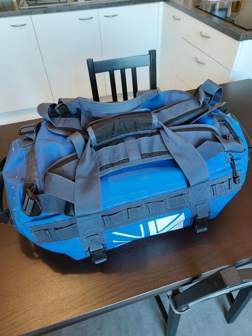 Sporttas - Reistas / Sac de sport - Sac de voyage, Handtassen en Accessoires, Tassen | Reistassen en Weekendtassen, Zo goed als nieuw