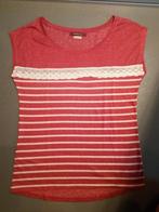 T-shirt van Bershka, Maat 42/44 (L), Korte mouw, Gedragen, Rood