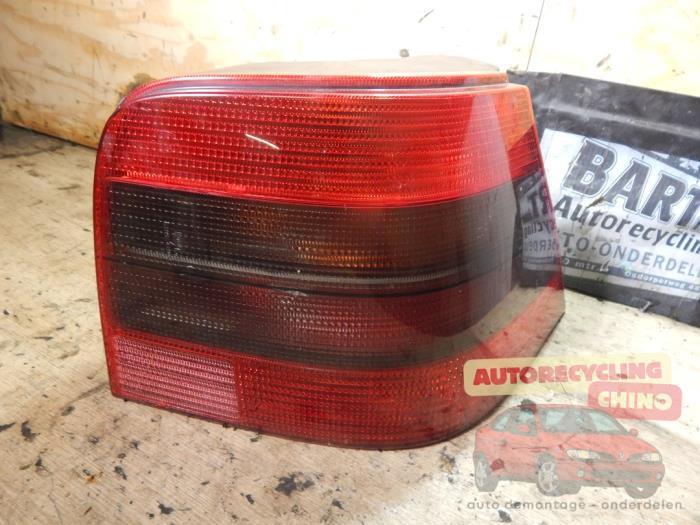 Achterlicht rechts van een Volkswagen Golf, Auto-onderdelen, Verlichting, Gebruikt, 3 maanden garantie, Ophalen of Verzenden