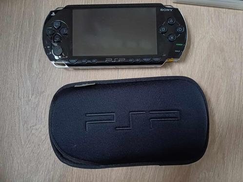 Sony PSP (Playstation Portable) zwart, toebehoren en games, Games en Spelcomputers, Spelcomputers | Sony PSP, Zo goed als nieuw