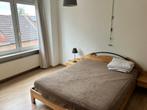 tweepersoons bed 1m60, Huis en Inrichting, Slaapkamer | Bedden, Ophalen, Beige, Tweepersoons, Zo goed als nieuw