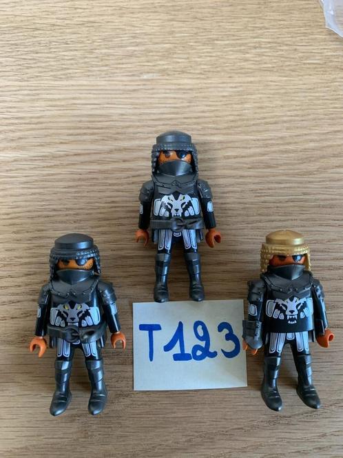 PLAYMOBIL T123 - LOT 3 RIDDERS, Kinderen en Baby's, Speelgoed | Playmobil, Nieuw, Los Playmobil, Ophalen of Verzenden