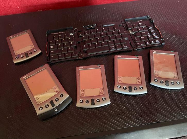 Palm Pilot Lot – Palm V / Palm Vx + Keyboard – Niet Getest, Informatique & Logiciels, Ordinateurs Vintage, Enlèvement ou Envoi