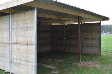 paardenstal pakket, houten stallen, schuilstal, stallen beschikbaar voor biedingen