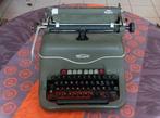 Ancienne machine à écrire Triumph, Divers, Enlèvement, Utilisé